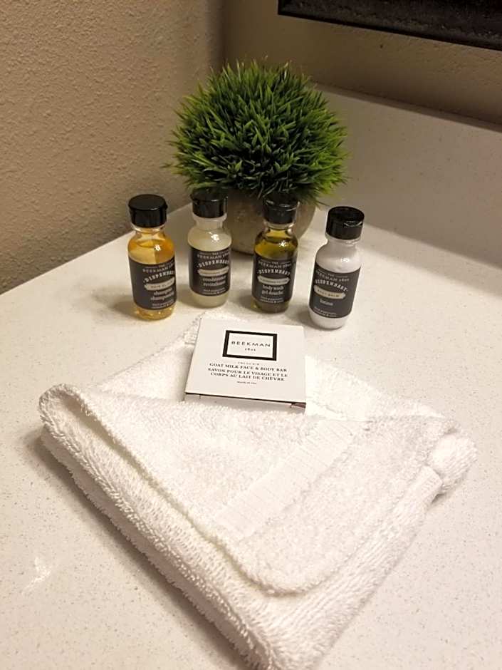The Hotel Y