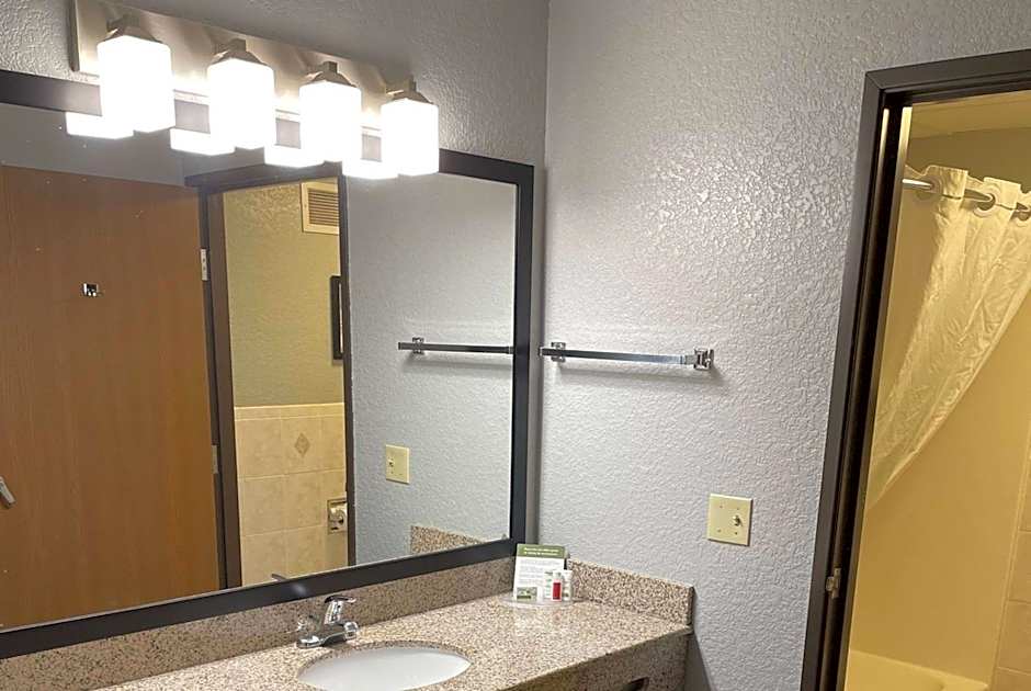 AmericInn by Wyndham Ankeny/Des Moines