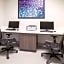 La Quinta Inn & Suites by Wyndham Bay City