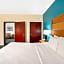 La Quinta Inn & Suites by Wyndham Houston Willowbrook