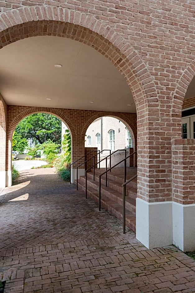 Bywater Suite Hotel