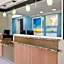 Days Inn & Suites by Wyndham Indianapolis Airport East