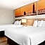 Days Inn & Suites by Wyndham Warren