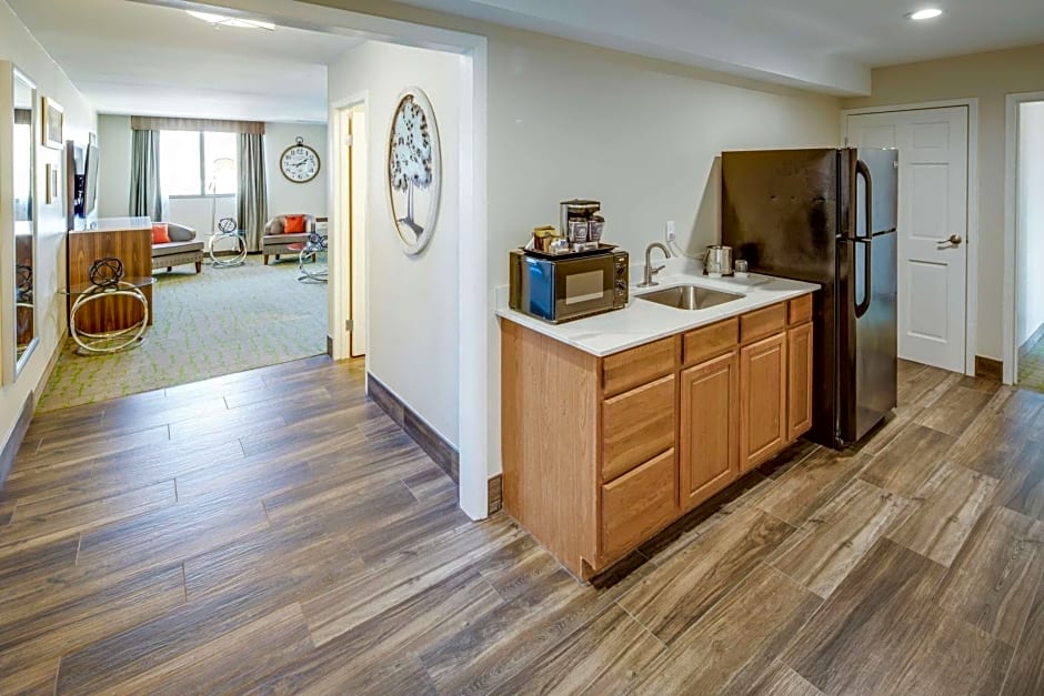 DoubleTree by Hilton Huntington, WV