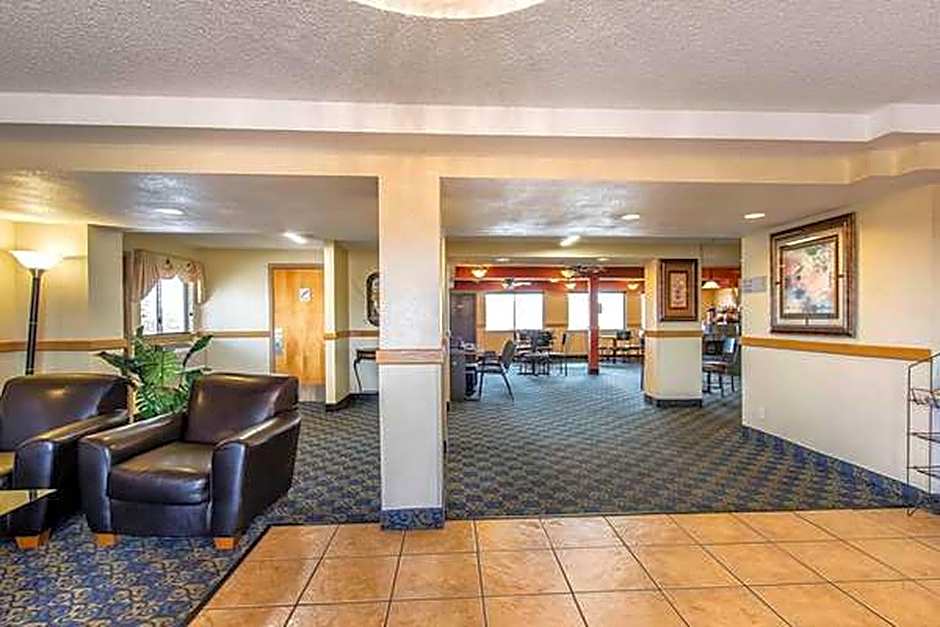 Brentwood Inn Clinton