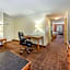La Quinta Inn & Suites by Wyndham Fort Lauderdale Cypress Creek