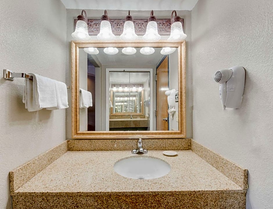 Knights Inn Van Horn
