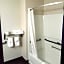 Quality Inn & Suites Leesburg Chain of Lakes