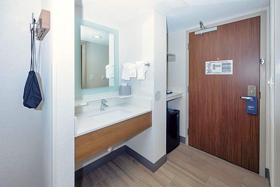 Holiday Inn Express Boston - Saugus