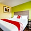 OYO Hotel Houston N Fm-1960 Champions TX