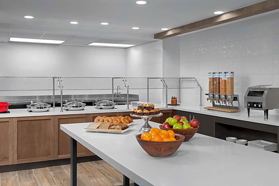 Hilton Garden Inn Bethesda