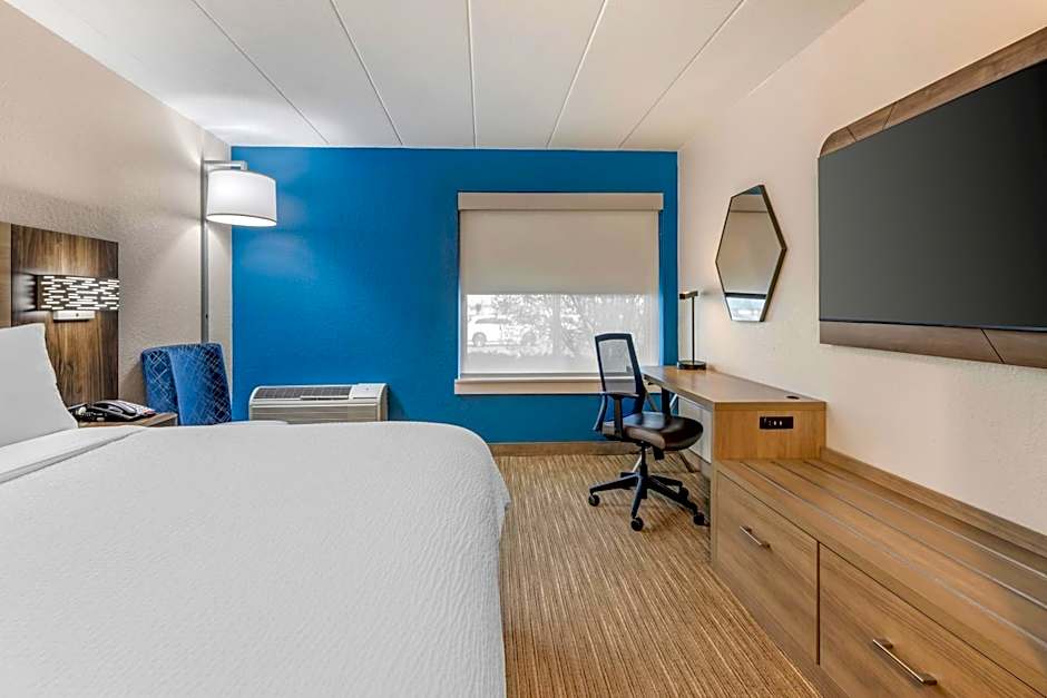 Holiday Inn Express Chicago-Downers Grove