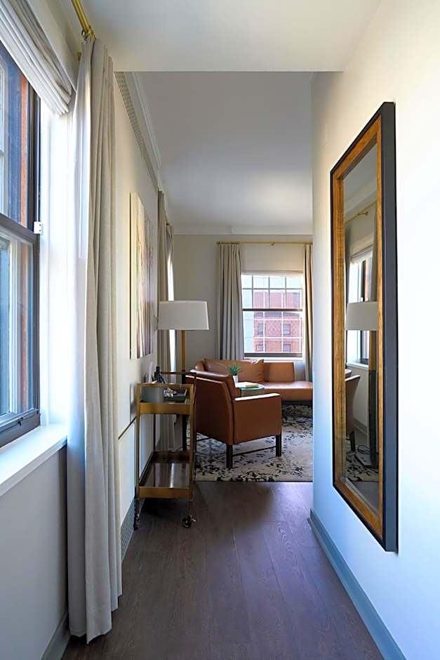 Heathman Hotel