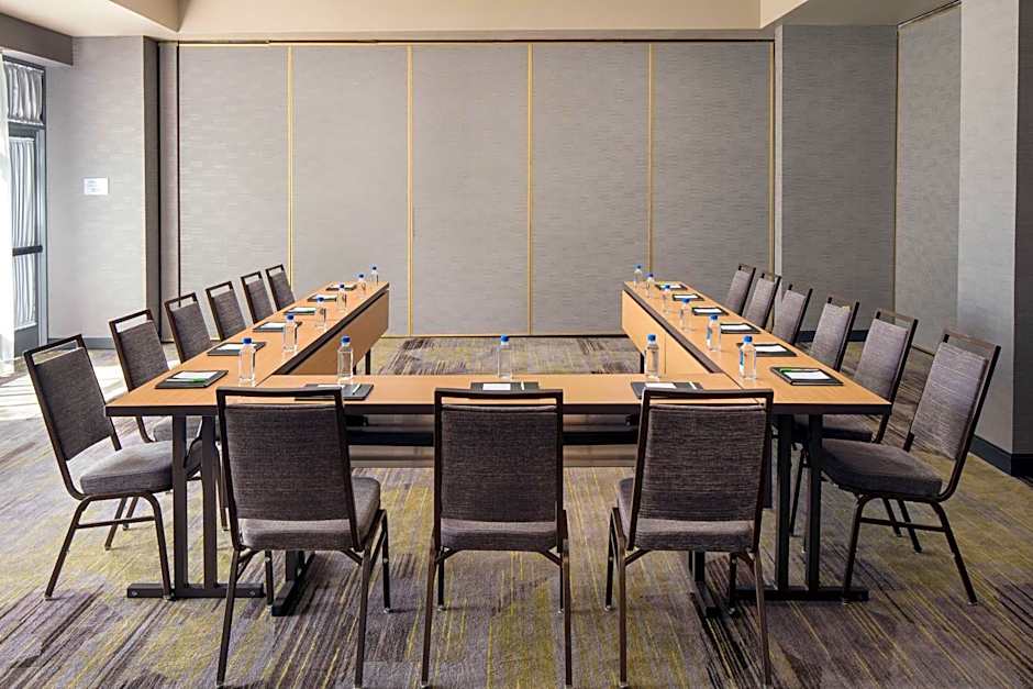 Courtyard by Marriott Richmond Berkeley