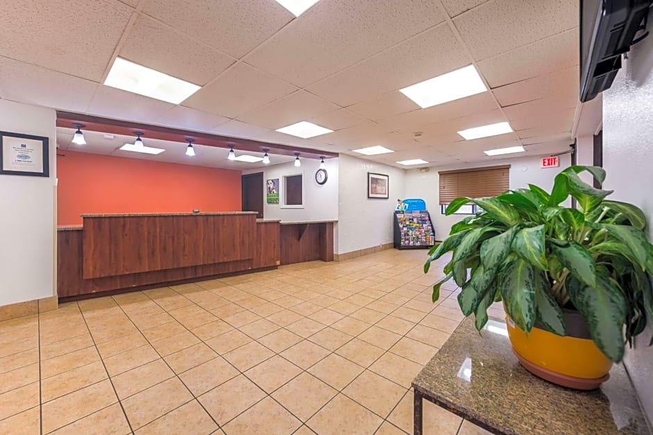 Motel 6-Saint Paul, MN - I-94