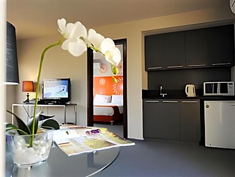 2 Bedroom Suite