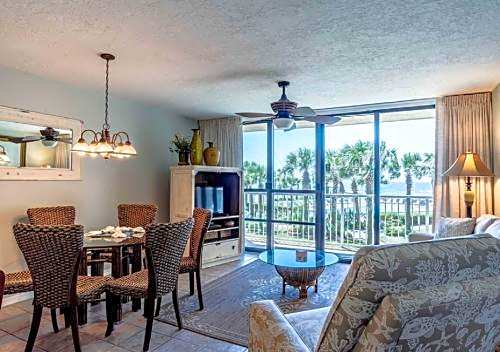 Seaside Beach & Racquet Club