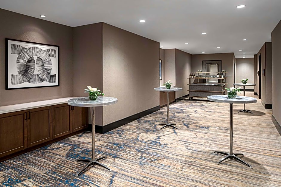 The Alloy King of Prussia - a DoubleTree by Hilton