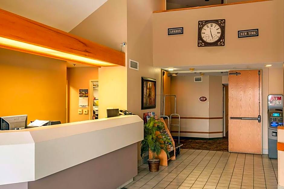 OYO Hotel Lincoln Airport NE, Hwy 80