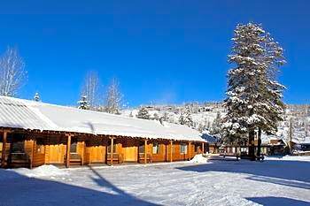 Lone Eagle Lodge And Snowmobile Rental