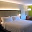 Holiday Inn Express Forest City