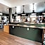 LOGE Leavenworth Downtown