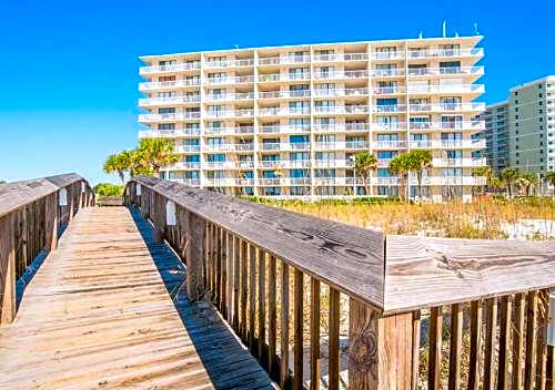 Seaside Beach & Racquet Club