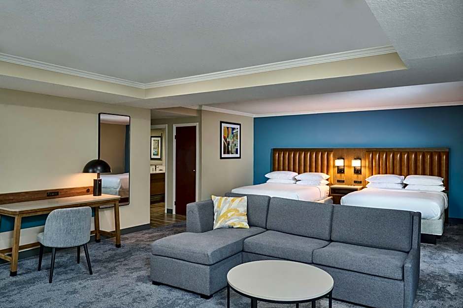 DoubleTree by Hilton Chatsworth