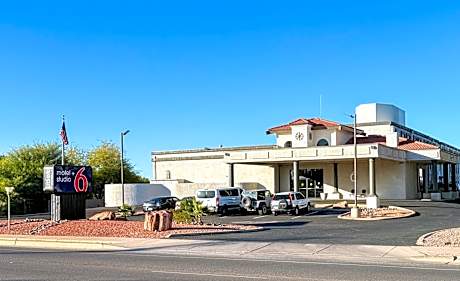 Motel 6 Tucson, AZ Airport Kino Sports Complex