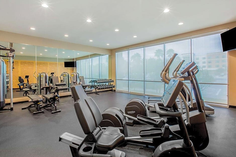 La Quinta Inn & Suites by Wyndham McAllen Convention Center