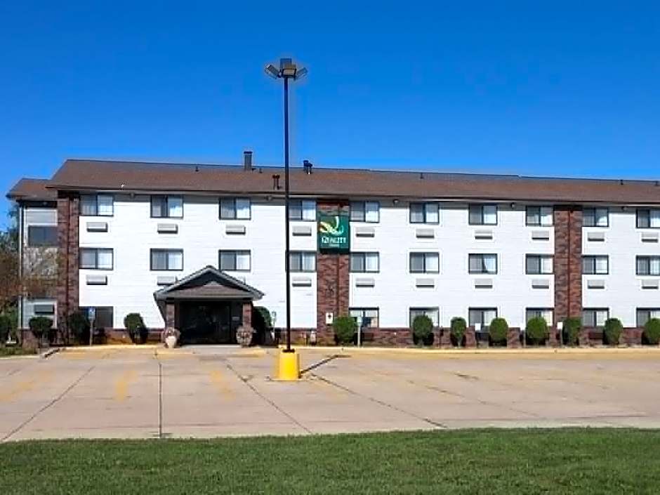 Quality Inn & Suites Bloomington