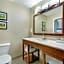 Comfort Suites Cedar Falls
