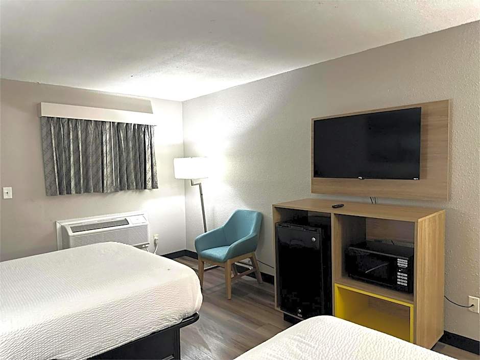 Days Inn by Wyndham Huntington