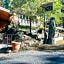 Dancing Bear, 2 Bedrooms, Front Porch, Midtown, Sleeps 6