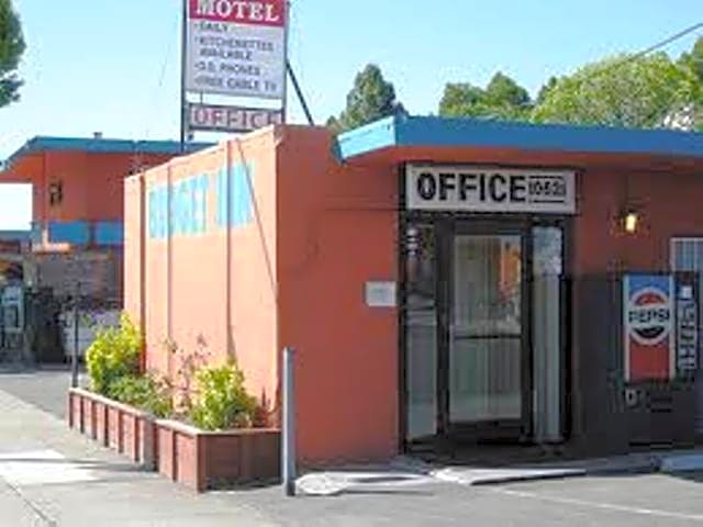 Budget Inn