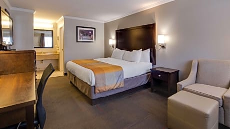 King Room - Non-Smoking
