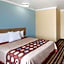 Super 8 by Wyndham Midland