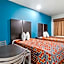 Econo Lodge Inn & Suites