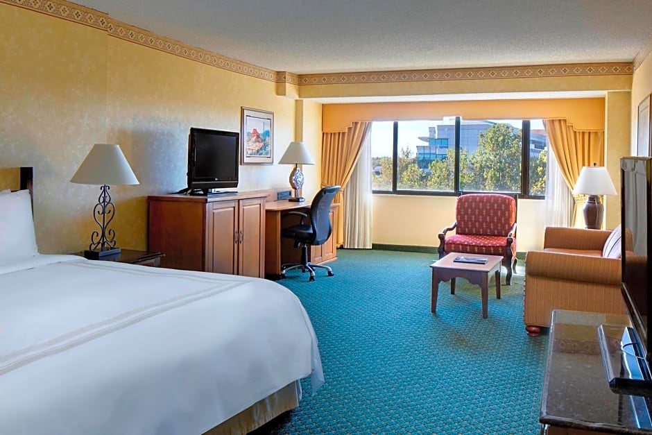 Albuquerque Marriott Pyramid North