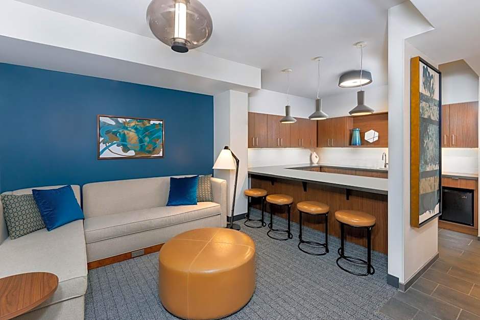 Courtyard by Marriott Atlanta Midtown