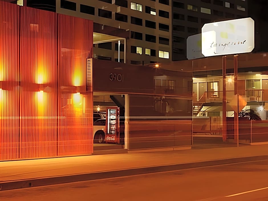 The Tangerine - a Burbank Hotel