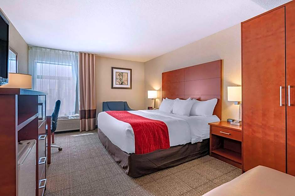 Comfort Inn & Suites Near Fallon Naval Air Station