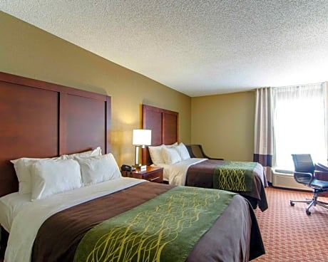 Double with 2 Double Beds - Smoking