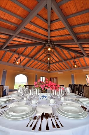 Hotel San Miguel del Valle Amblés - Alojamientos en EL FRESNO