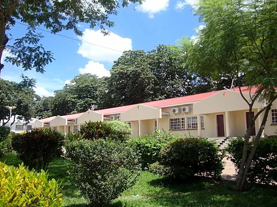Riverside Hotel and Conference Centre