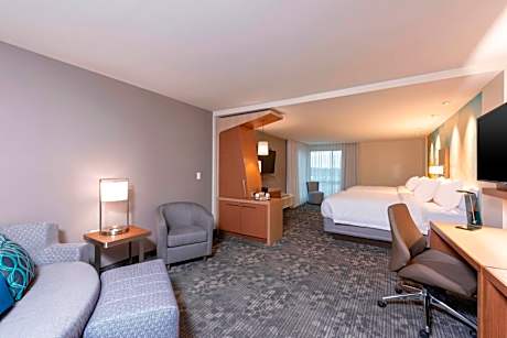 Deluxe Queen Room with 2 Queen Beds and Sofa Bed