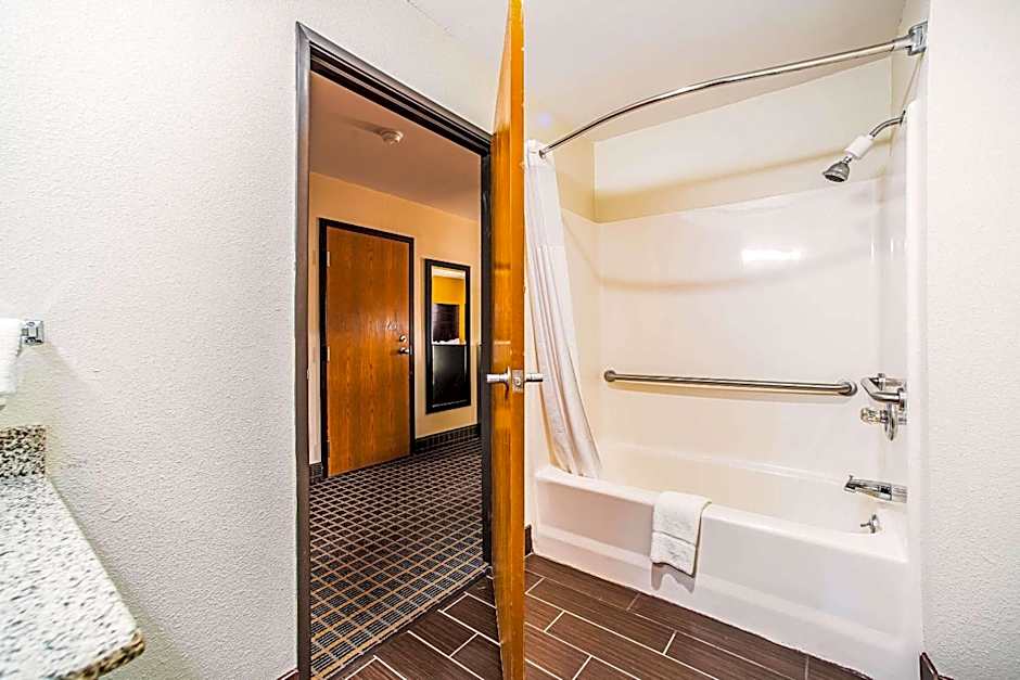 Quality Inn Carbondale University area