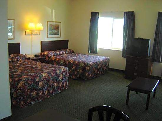 Sandalwood Studios & Suites