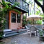 Suite Dreams Inn by the Beach