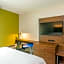 Holiday Inn Express Hotel & Suites Bradenton West